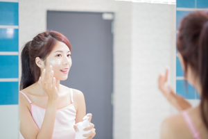 毛孔堵塞還長痘怎么辦