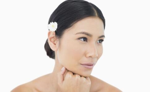 臉上長(zhǎng)皺紋就是老了嗎 皺紋跟健康有關(guān)系